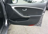 Hyundai i30 33