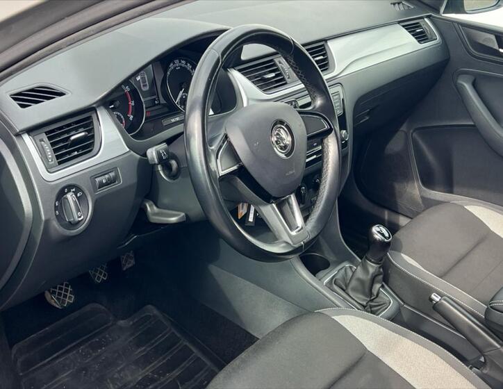 Škoda Rapid 6