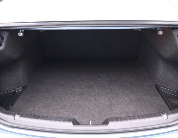 Mazda 6 10