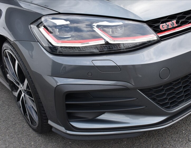 Volkswagen Golf 4