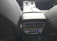 Audi Q7 23