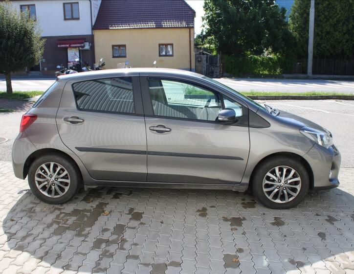 Toyota Yaris 3