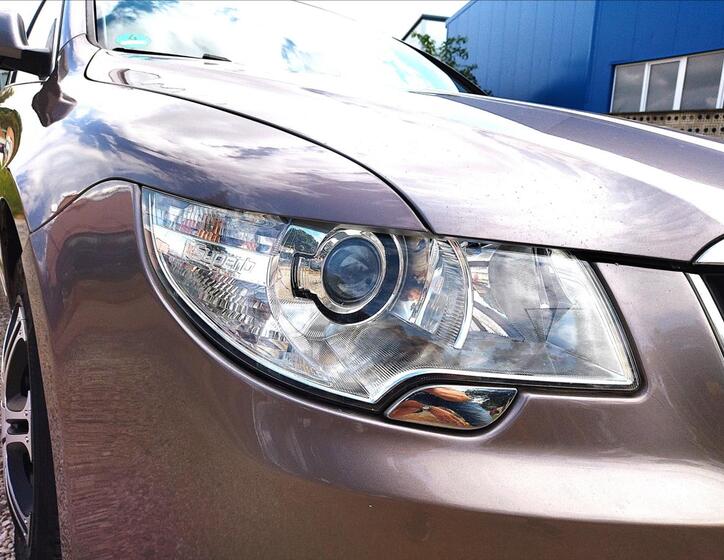 Škoda Superb 23