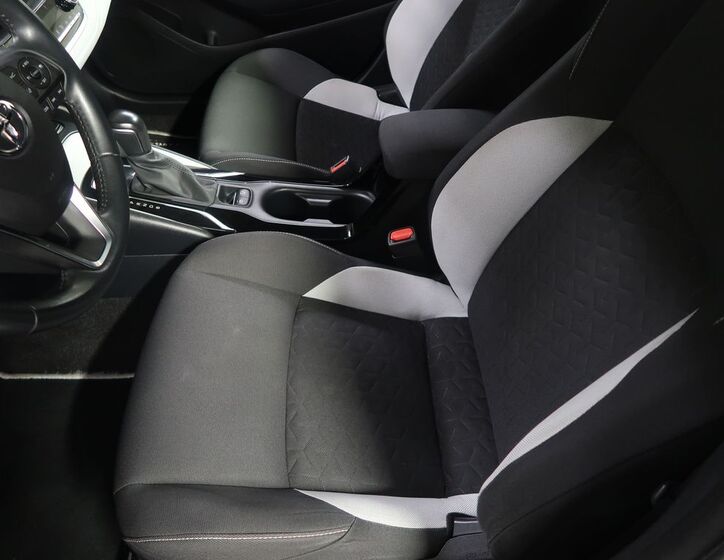 Toyota Corolla 9