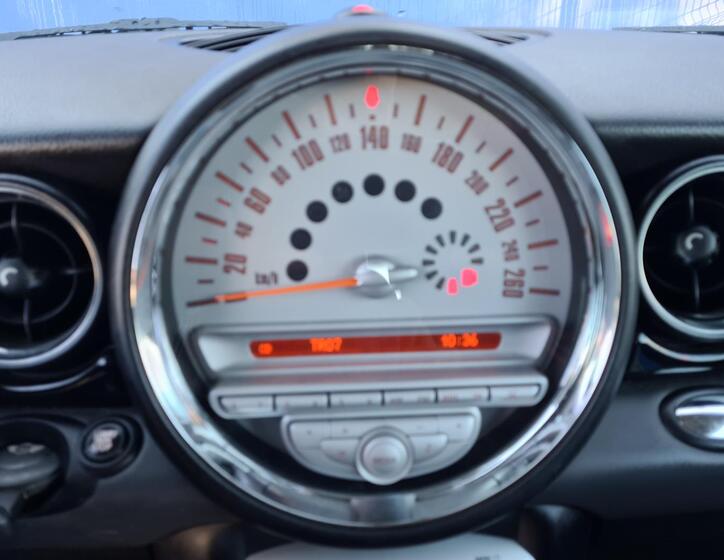 Mini Clubman 10