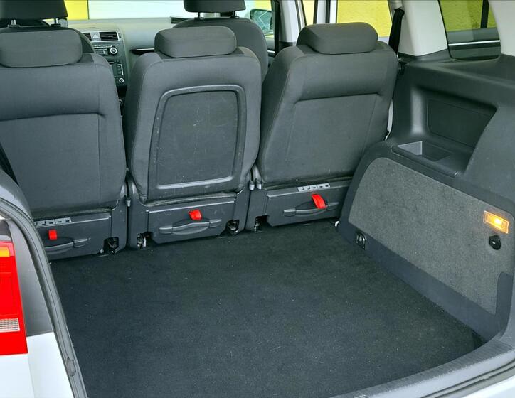 Volkswagen Touran 15