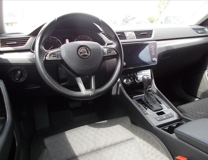 Škoda Superb 17