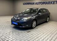 Toyota Avensis 1