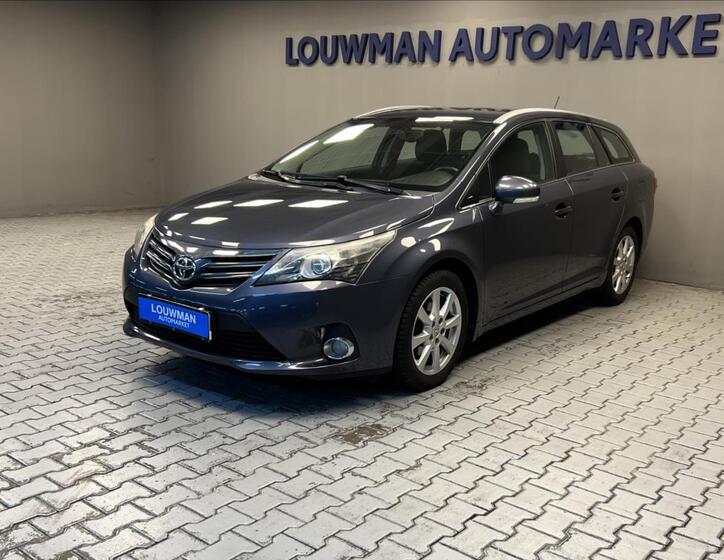 Toyota Avensis 1