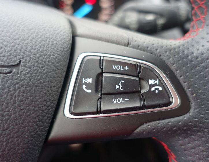 Ford Kuga 25