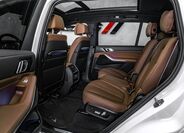 BMW X7 14