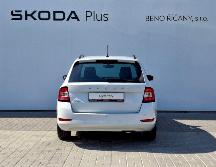 Škoda Fabia 12