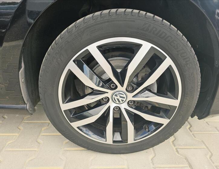 Volkswagen Golf 43