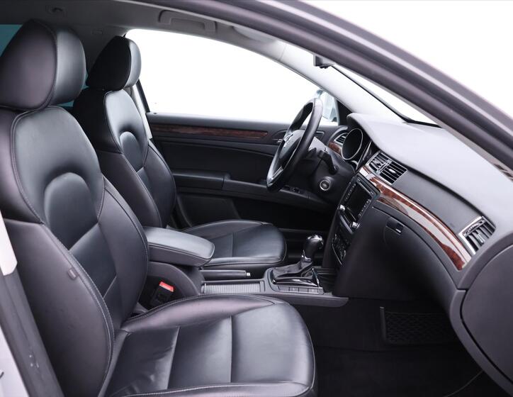 Škoda Superb 14