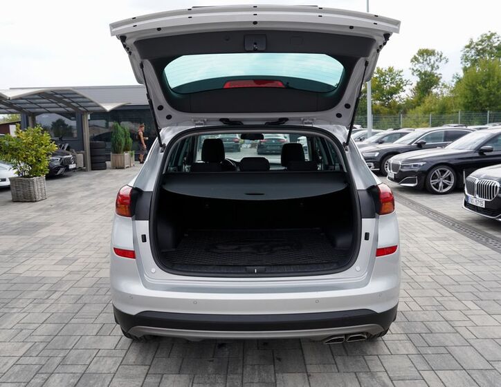 Hyundai Tucson 11