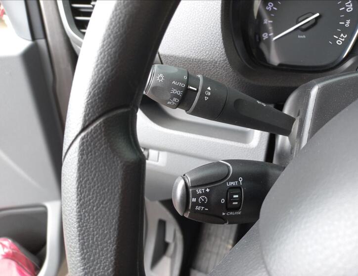 Toyota ProAce 16