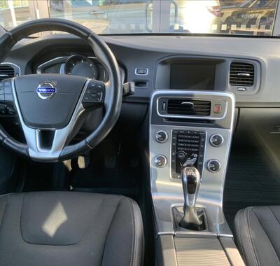 Volvo V60 16
