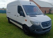 Mercedes-Benz Sprinter 8