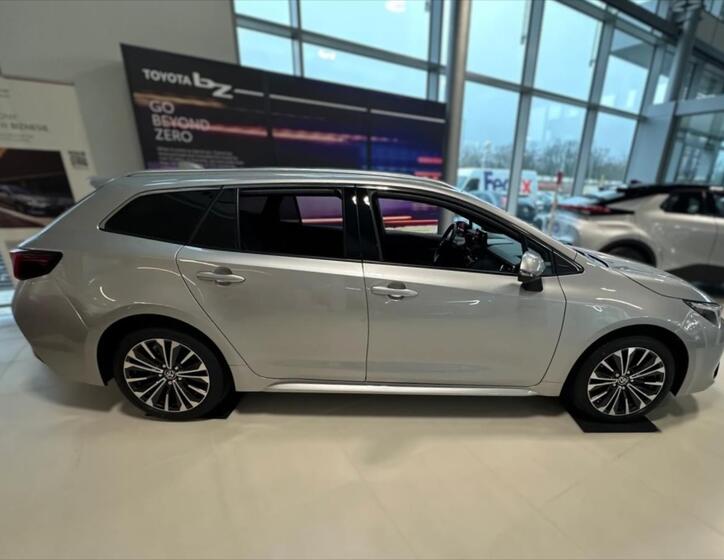 Toyota Corolla 3