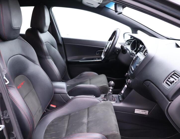 KIA Ceed 12