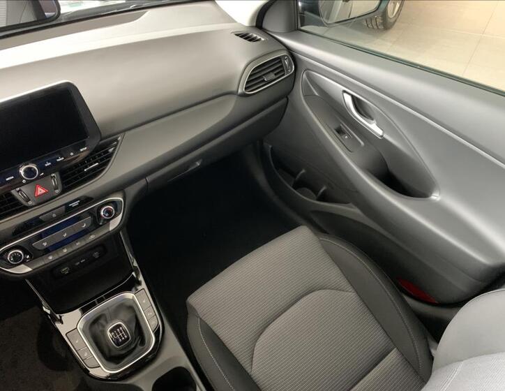 Hyundai i30 17