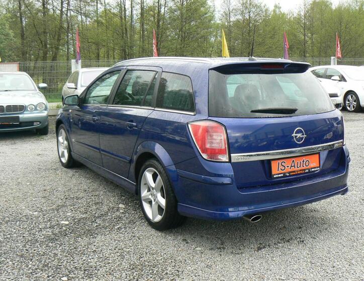 Opel Astra 6