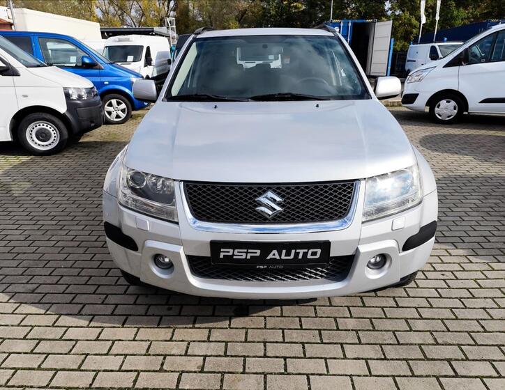 Suzuki Grand Vitara 8