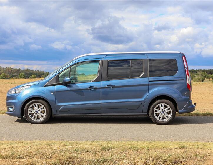 Ford Tourneo Connect 4