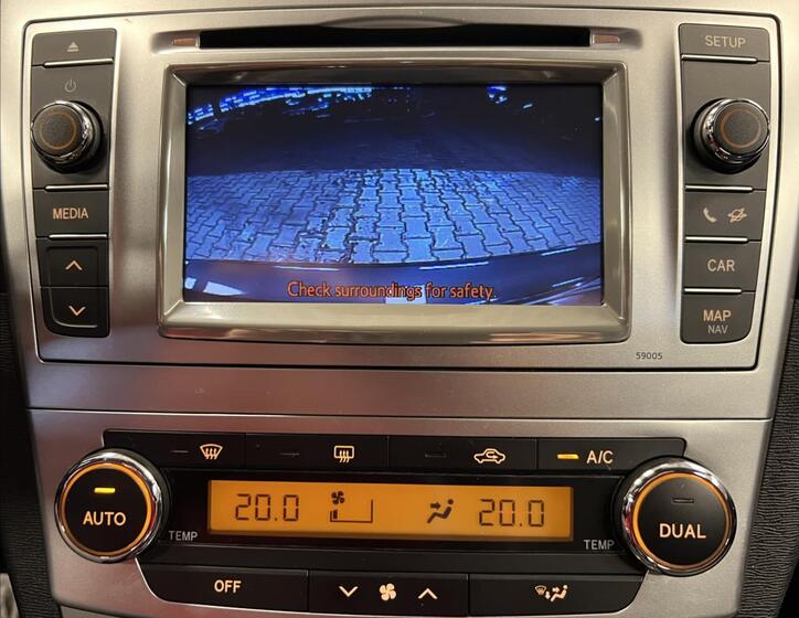Toyota Avensis 7