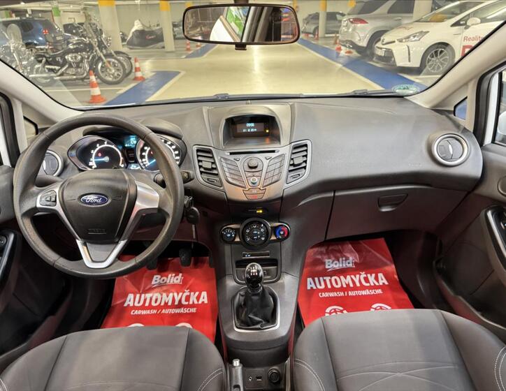 Ford Fiesta 23