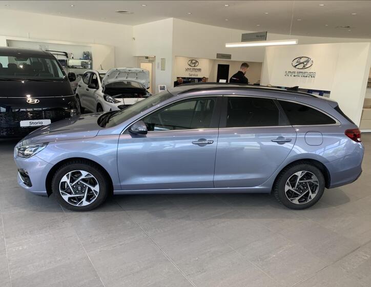 Hyundai i30 8
