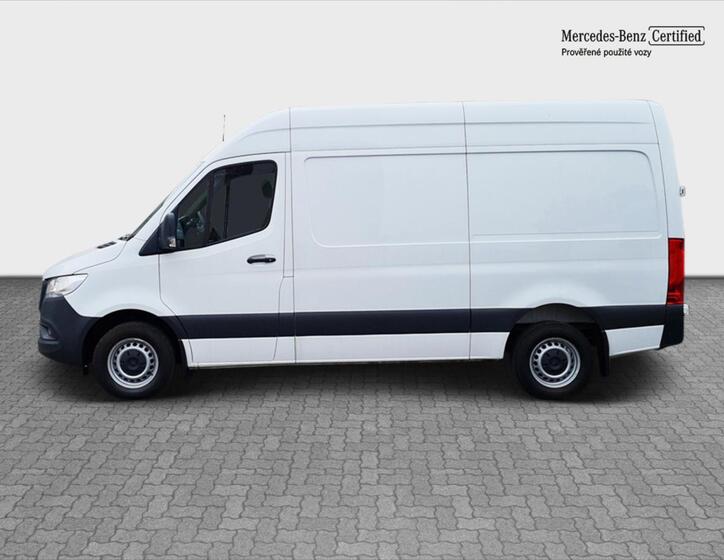 Mercedes-Benz Sprinter 2