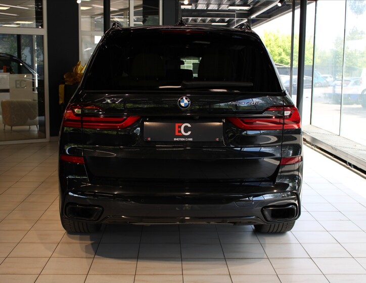 BMW X7 5