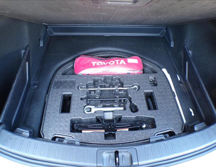 Toyota Corolla 25