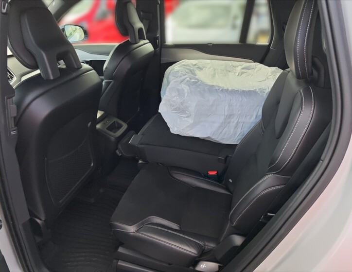 Volvo XC90 7