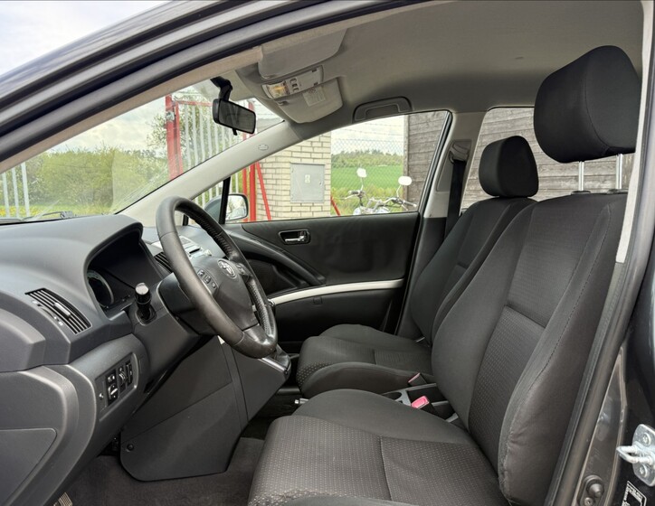 Toyota Corolla 9