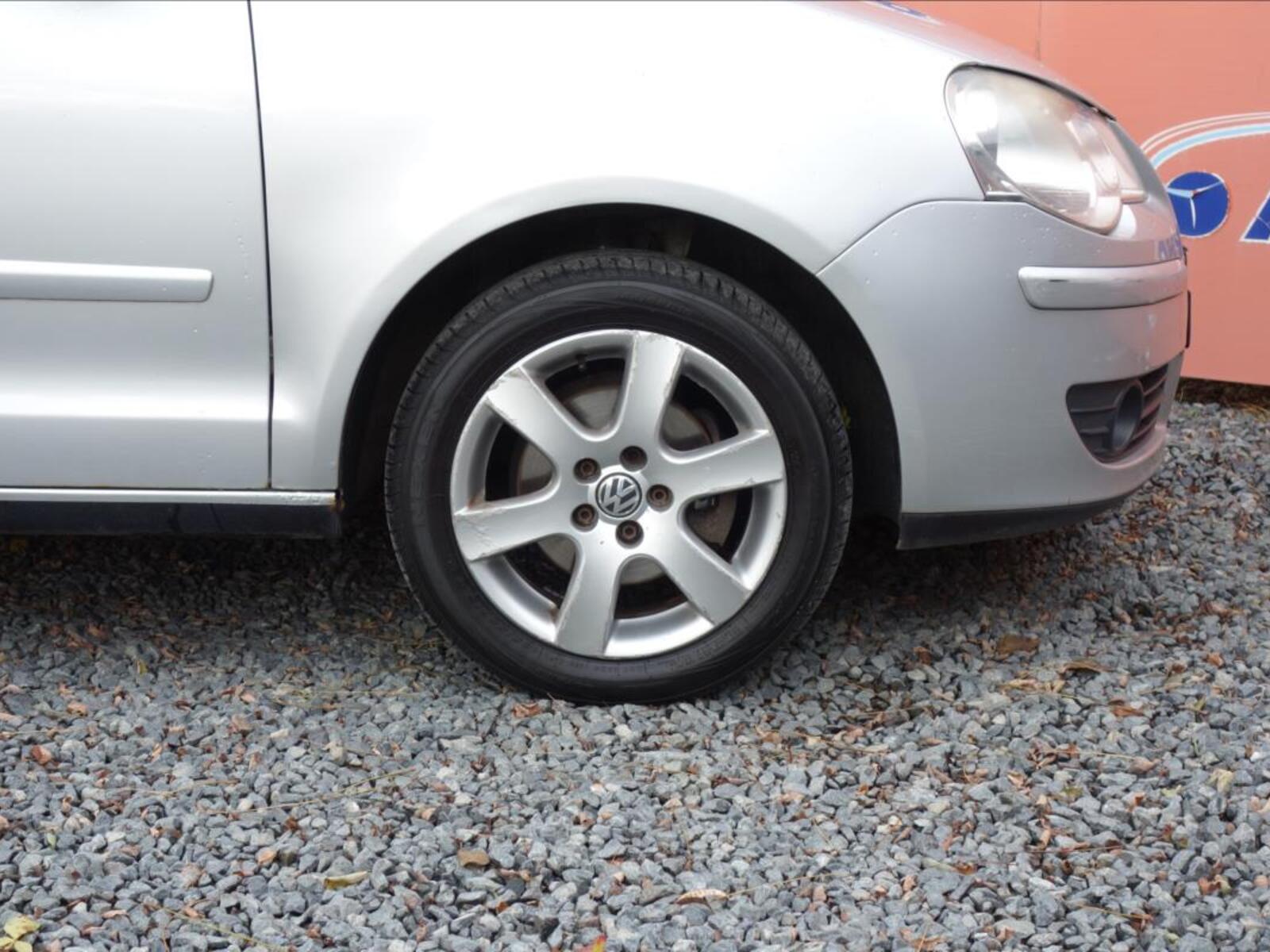 Volkswagen Polo 9