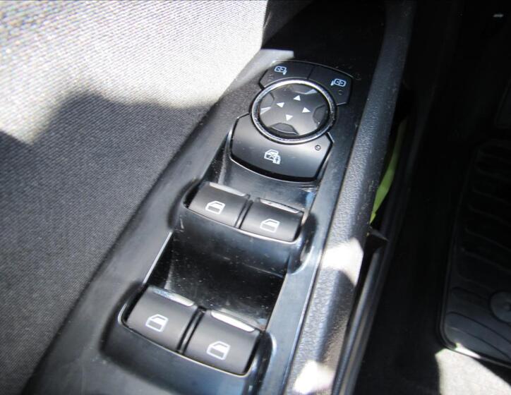 Ford Mondeo 24