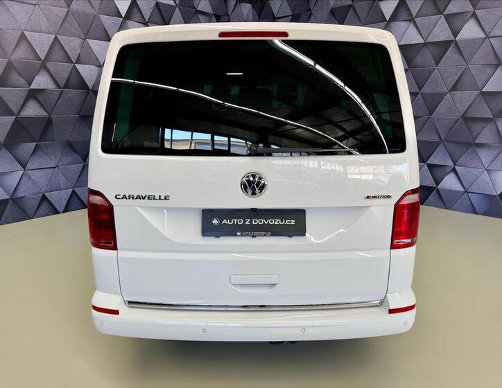 Volkswagen Caravelle 6