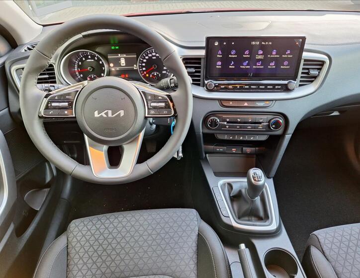 KIA Ceed 8