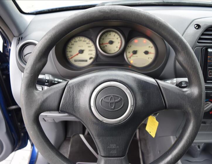 Toyota RAV4 26