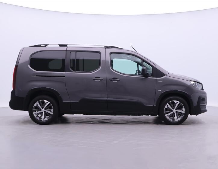 Peugeot Rifter 8