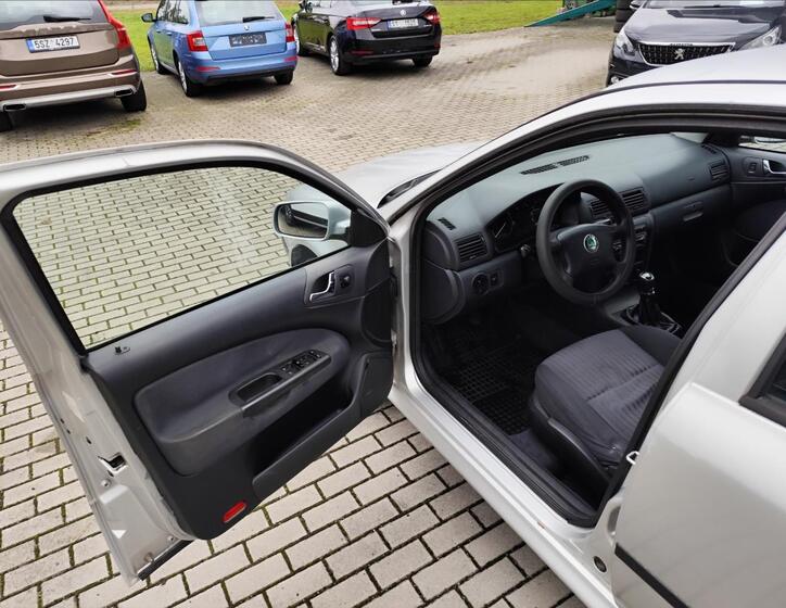 Škoda Octavia 9