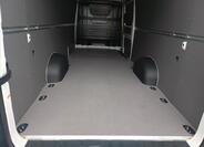 Volkswagen Crafter 8