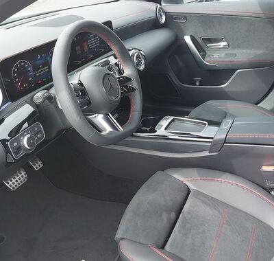Mercedes-Benz CLA 11