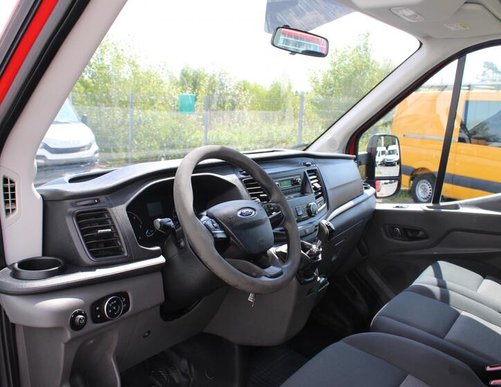Ford Transit 17