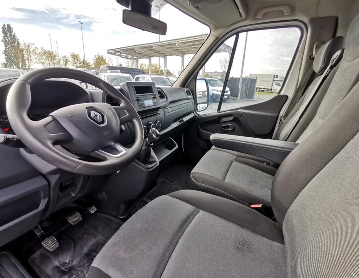 Renault Master 6