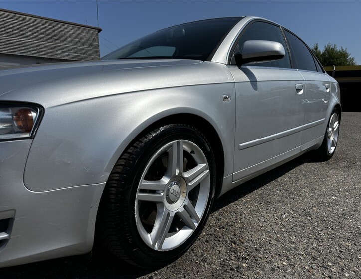 Audi A4 9