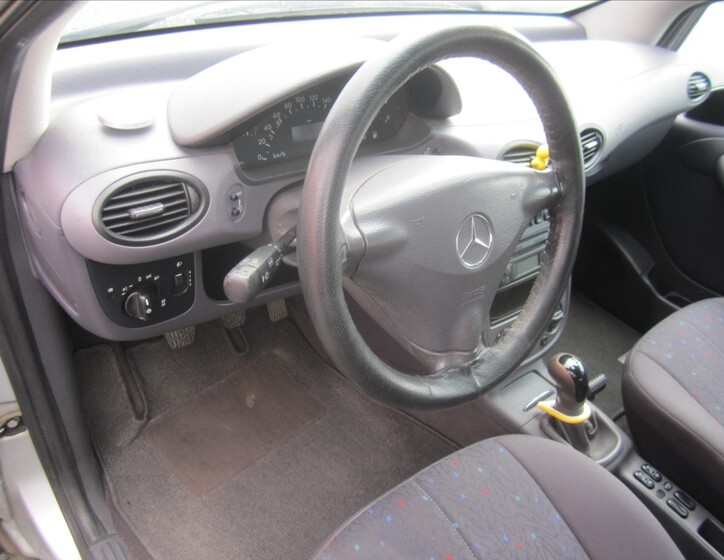 Mercedes-Benz Třídy A 10