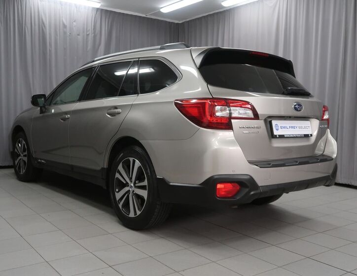 Subaru Outback 7
